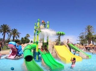 Zona peques parque de agua